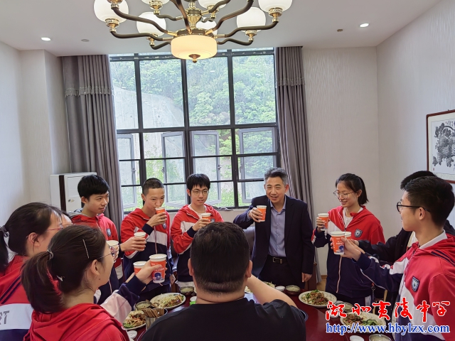 午餐会2.jpg